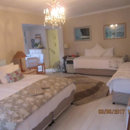 Twilight Cottage Plettenberg Bay Extérieur photo