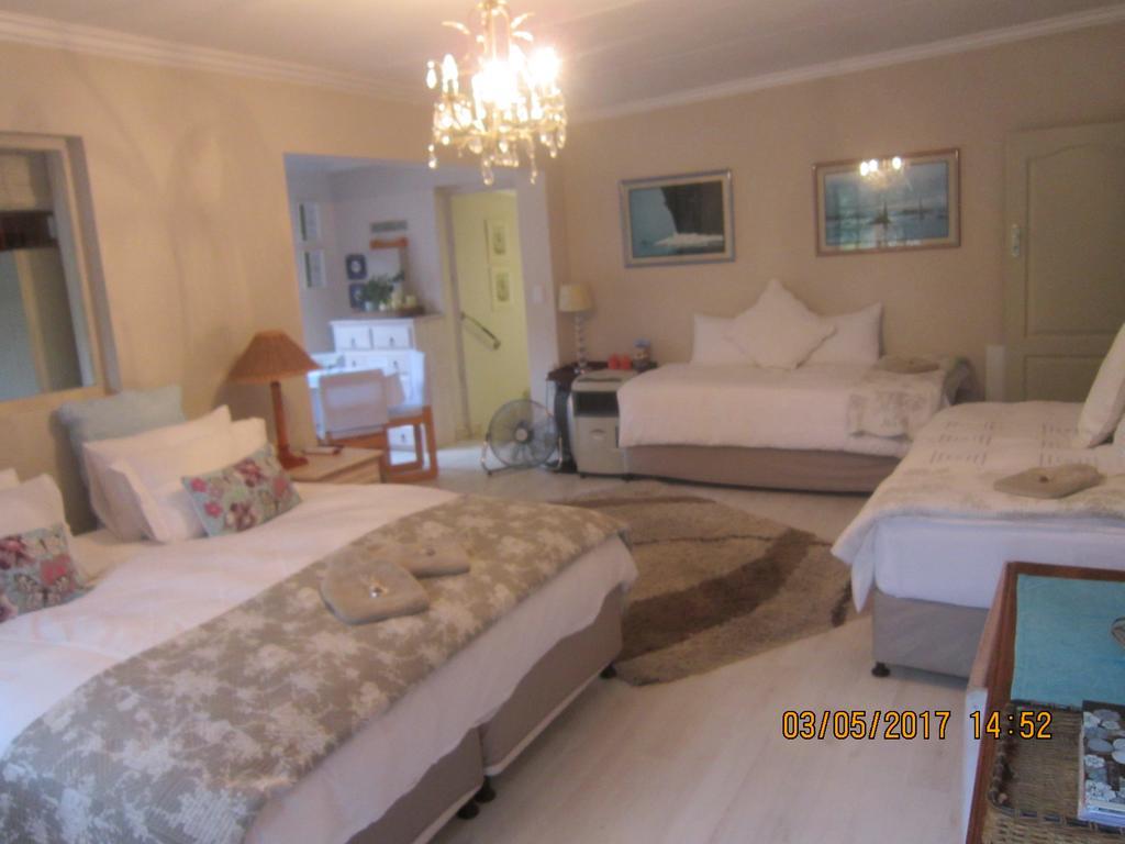 Twilight Cottage Plettenberg Bay Extérieur photo